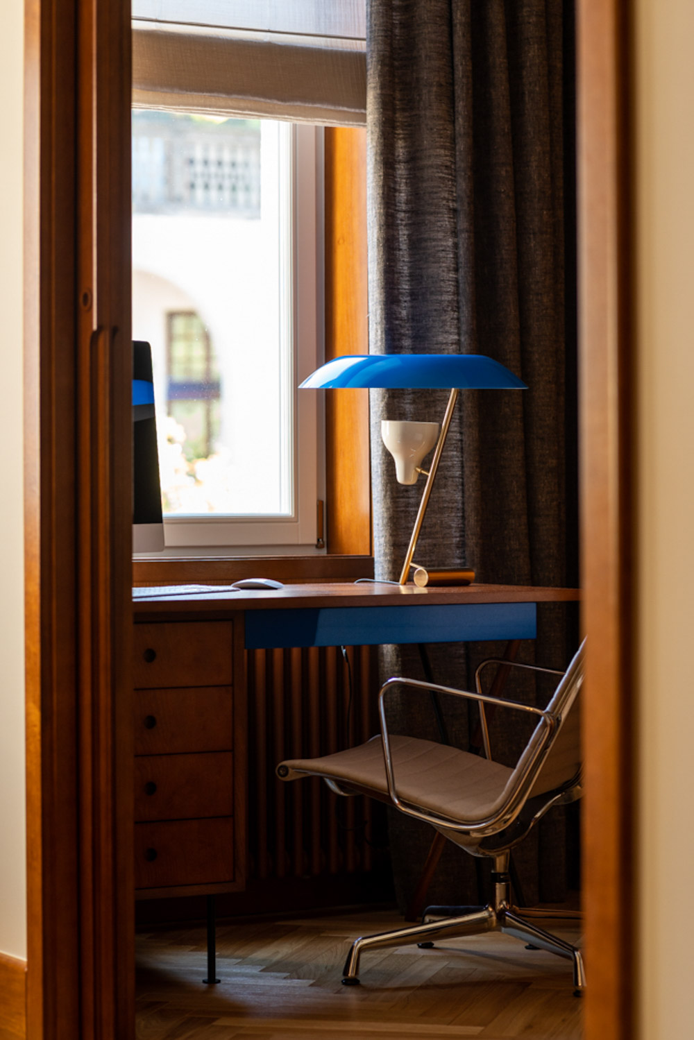 Profesjonalne zdjęcia apartamentów Sopot, Fotografia wnętrz luksusowych apartamentów, Minimalistyczna fotografia wnętrz, Zdjęcia luksusowych mieszkań, Profesjonalne zdjęcia przestrzeni biurowych, Zdjęcia szerokokątne wnętrz, Kreatywne zdjęcia wnętrz