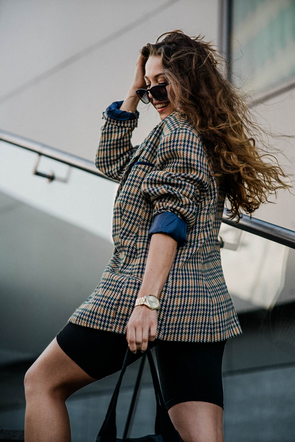 Yacht lifestyle photography, Doświadczony fotograf, Kreatywne zdjęcia na social media, Instagram photography, Content na social media, Creative fashion editorials, Fotografia reklamowa, Exclusive yacht photography, Elegancka fotografia mody